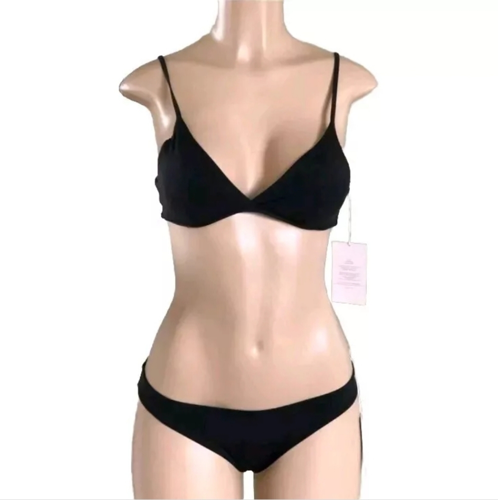 Amaio Swimsuit Black 2 Pieces Triangle Bikini Top Low Rise Bikini Medium 8 NWT